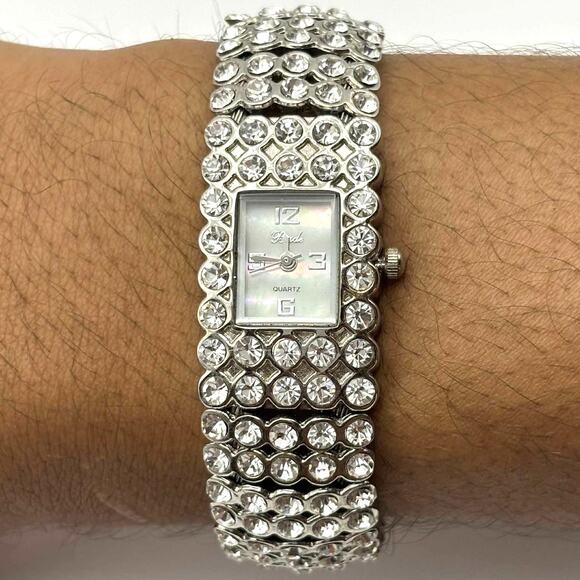 Stunning Silver Crystal Watch - Picture 1 of 4
